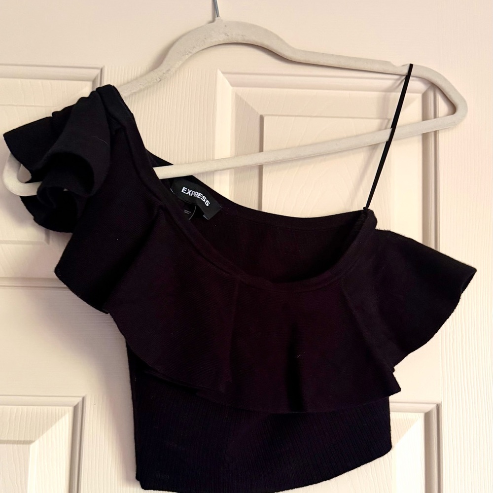 Express Black One-Shoulder Ruffle Crop Top - Picture 5 of 7